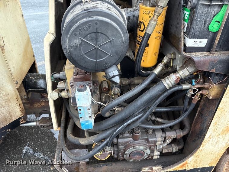image for item EF1251 1998 Ingersoll Rand DD-70 double drum vibratory roller