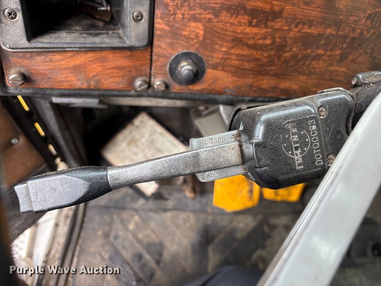 image for item EF1252 1997 Peterbilt 378 oil distributor truck