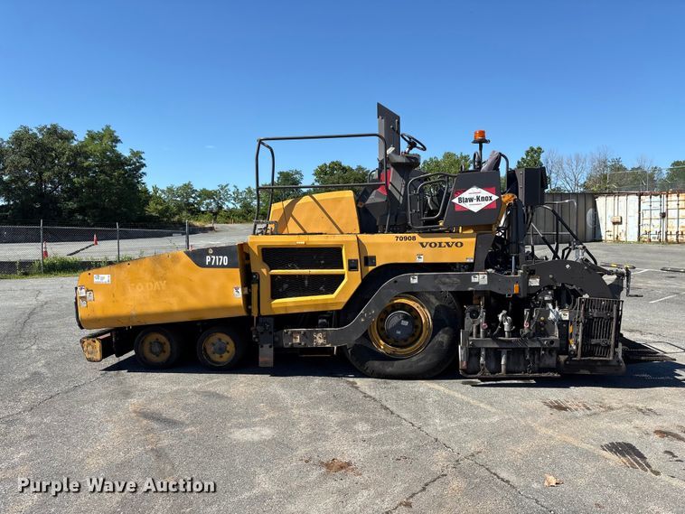 image for item EF1253 2015 Volvo P7170 paver