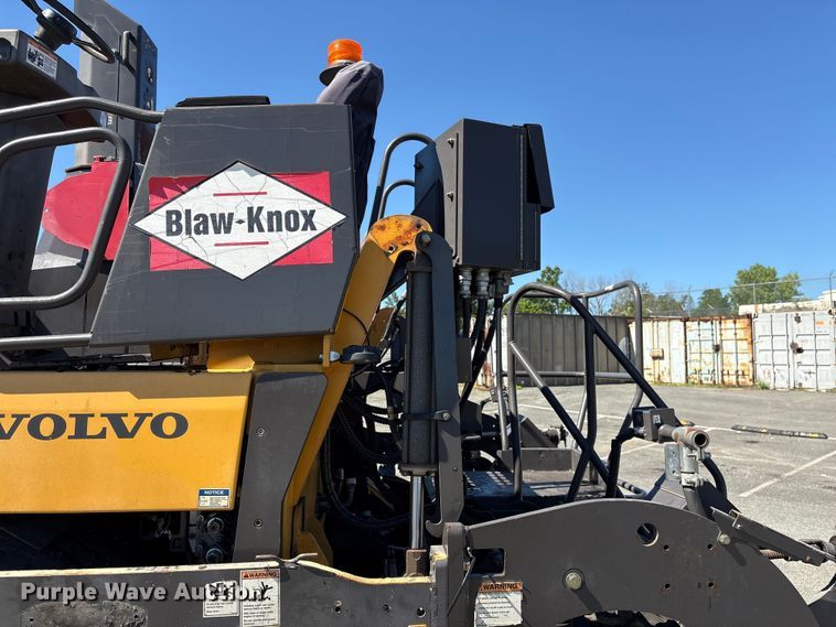 image for item EF1253 2015 Volvo P7170 paver