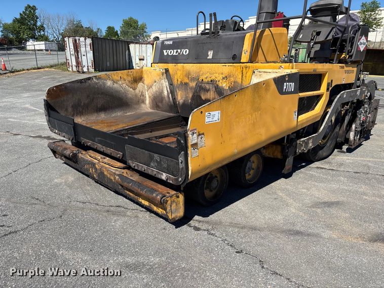 image for item EF1253 2015 Volvo P7170 paver