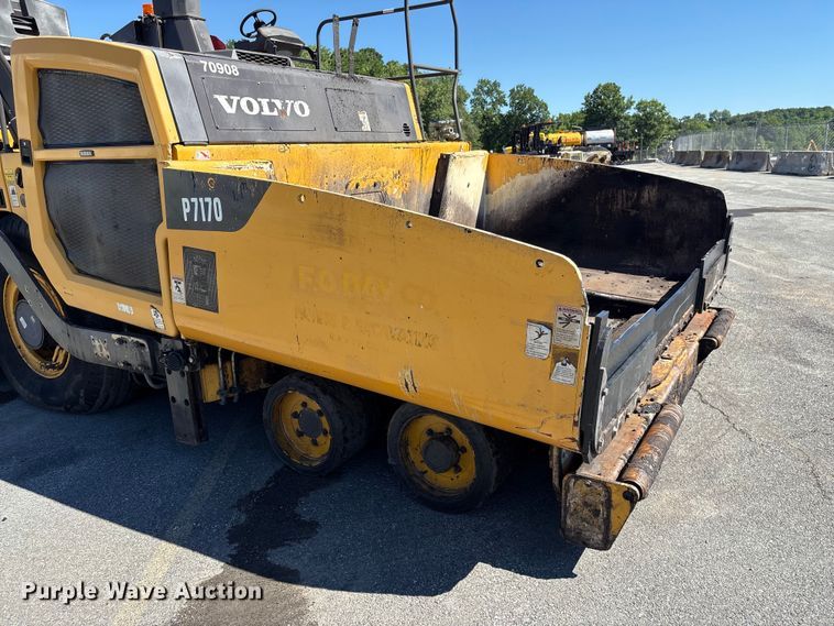 image for item EF1253 2015 Volvo P7170 paver