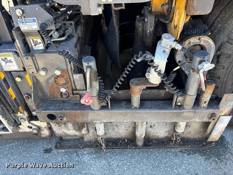 image for item EF1253 2015 Volvo P7170 paver