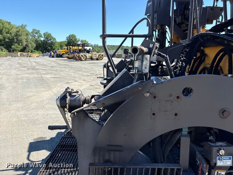 image for item EF1253 2015 Volvo P7170 paver