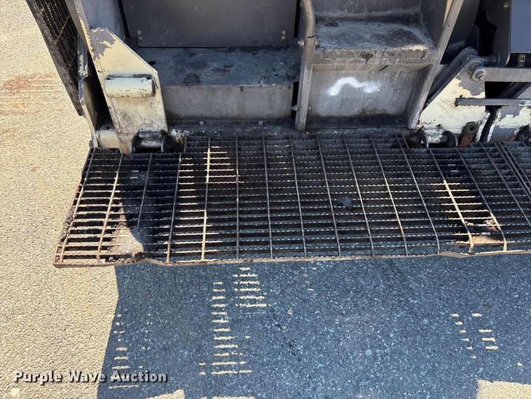 image for item EF1253 2015 Volvo P7170 paver