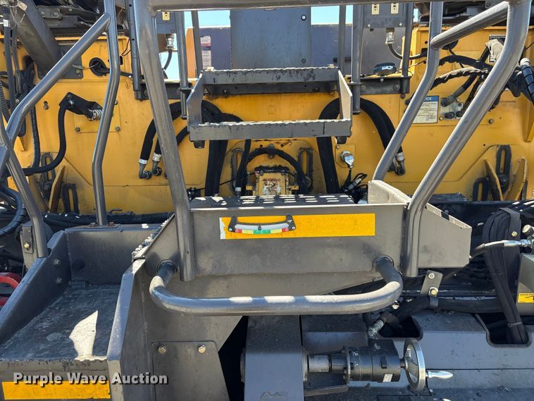 image for item EF1253 2015 Volvo P7170 paver