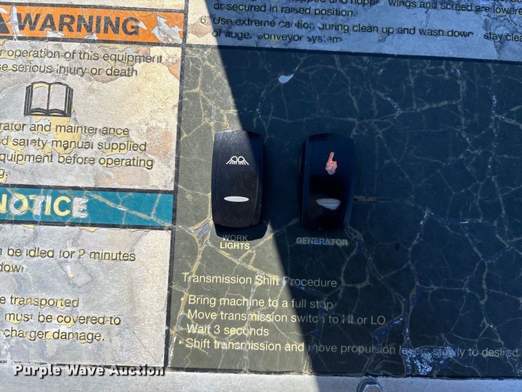 image for item EF1253 2015 Volvo P7170 paver