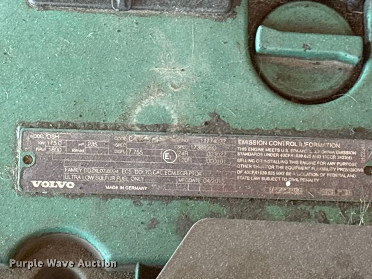 image for item EF1253 2015 Volvo P7170 paver