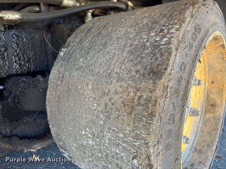 image for item EF1253 2015 Volvo P7170 paver