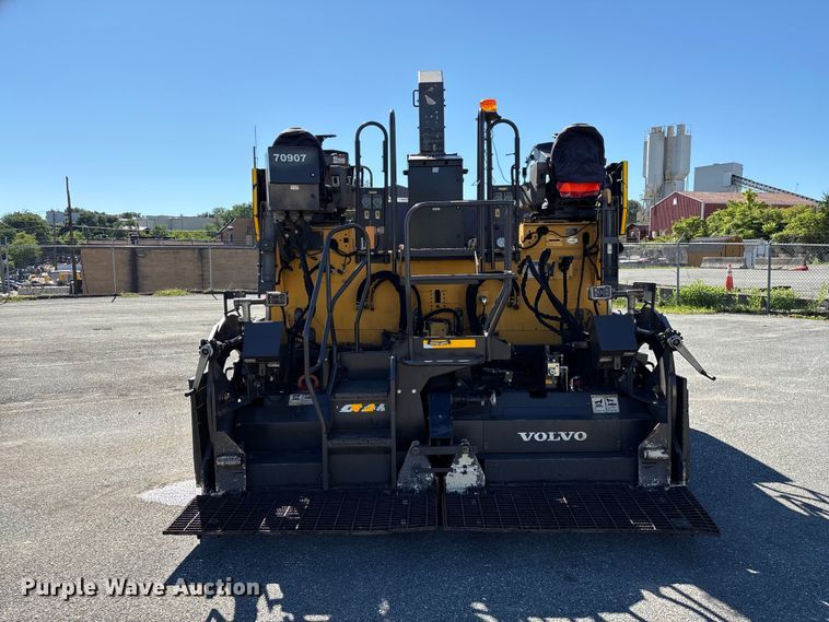 image for item EF1254 2015 Volvo P7170 paver