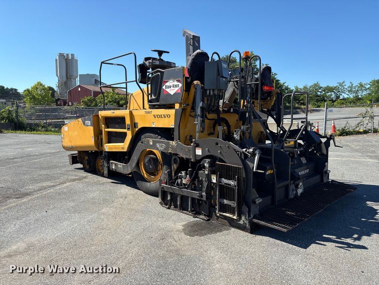image for item EF1254 2015 Volvo P7170 paver