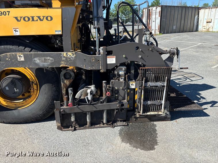 image for item EF1254 2015 Volvo P7170 paver