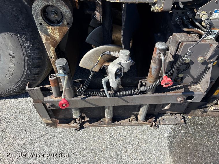 image for item EF1254 2015 Volvo P7170 paver