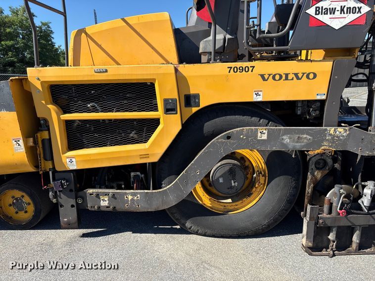 image for item EF1254 2015 Volvo P7170 paver