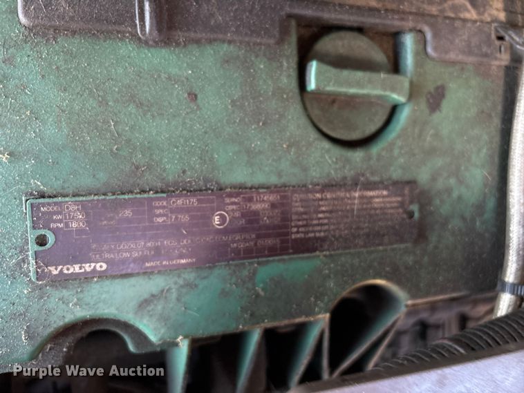 image for item EF1254 2015 Volvo P7170 paver