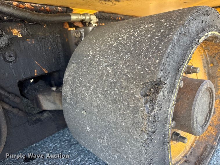 image for item EF1254 2015 Volvo P7170 paver