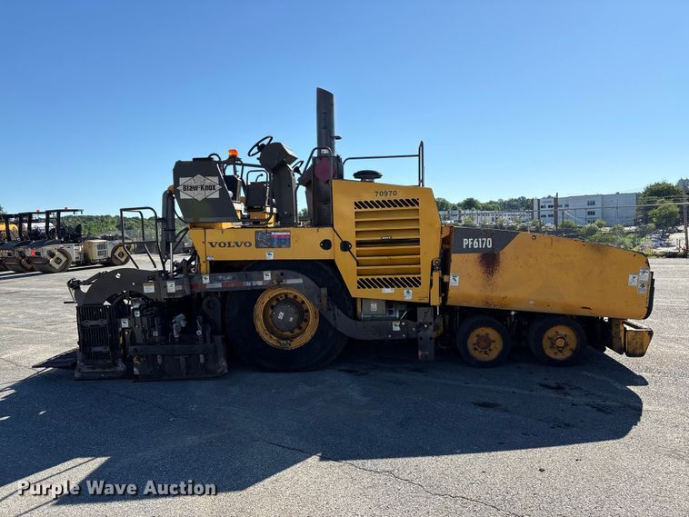 image for item EF1255 2011 Volvo PF6170 paver