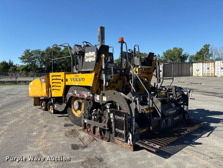 image for item EF1255 2011 Volvo PF6170 paver