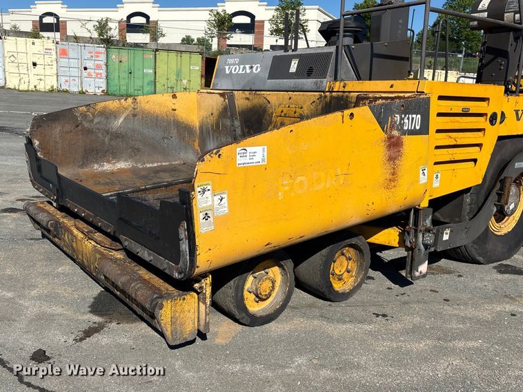 image for item EF1255 2011 Volvo PF6170 paver