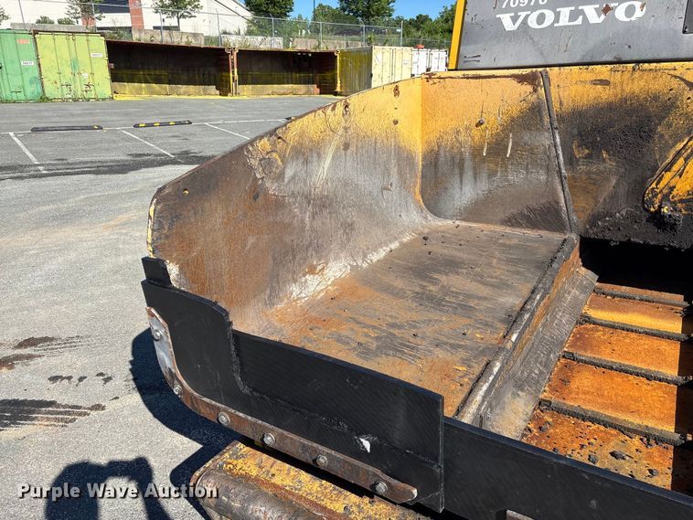 image for item EF1255 2011 Volvo PF6170 paver