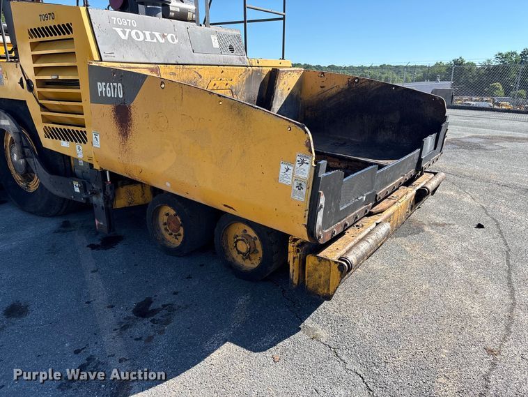 image for item EF1255 2011 Volvo PF6170 paver