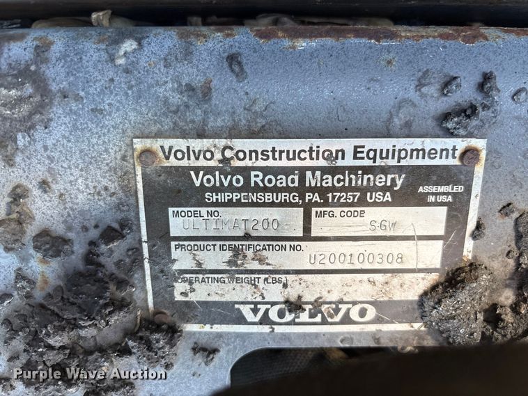 image for item EF1255 2011 Volvo PF6170 paver