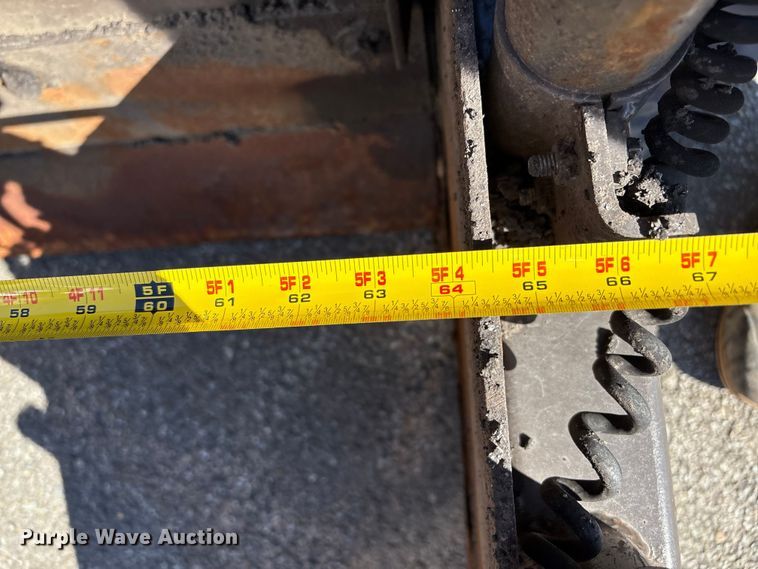 image for item EF1255 2011 Volvo PF6170 paver