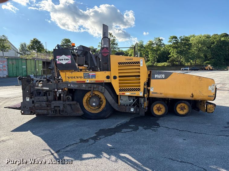 image for item EF1256 2012 Volvo PF6170 paver