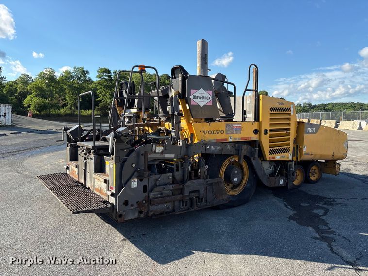 image for item EF1256 2012 Volvo PF6170 paver