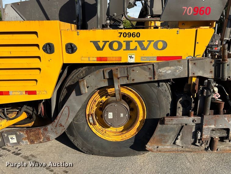 image for item EF1256 2012 Volvo PF6170 paver