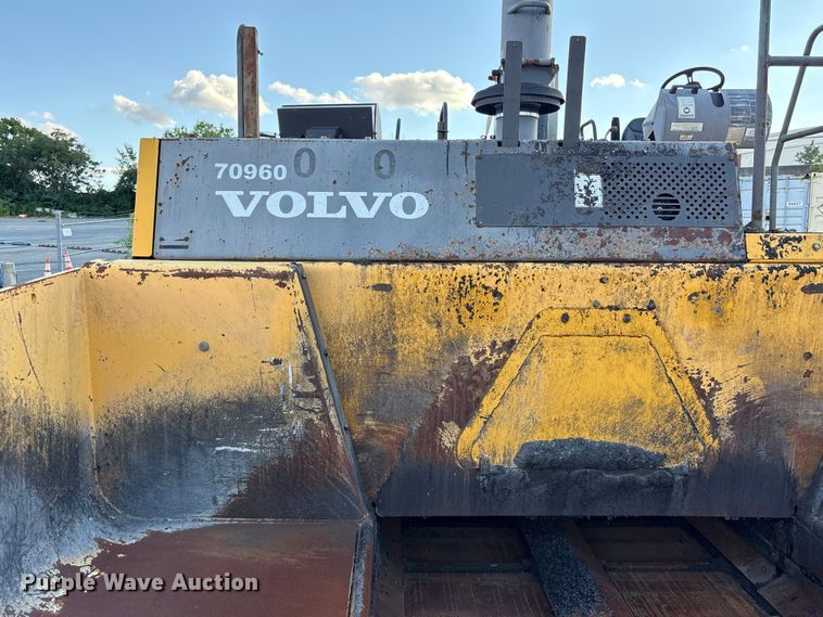 image for item EF1256 2012 Volvo PF6170 paver