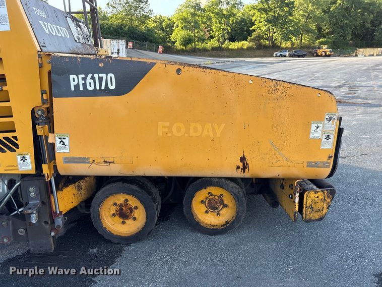 image for item EF1256 2012 Volvo PF6170 paver