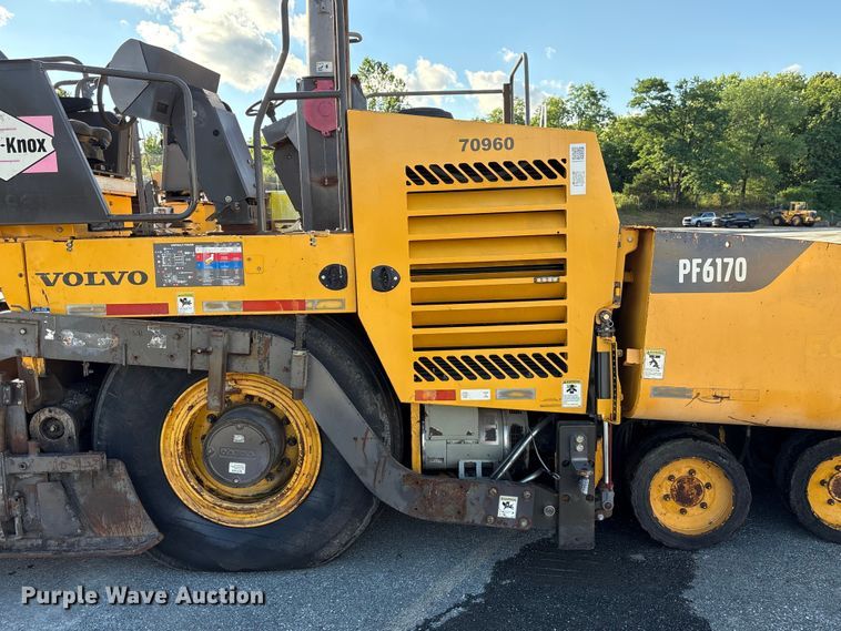 image for item EF1256 2012 Volvo PF6170 paver
