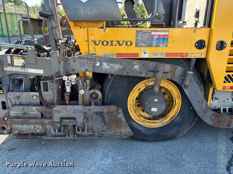 image for item EF1256 2012 Volvo PF6170 paver