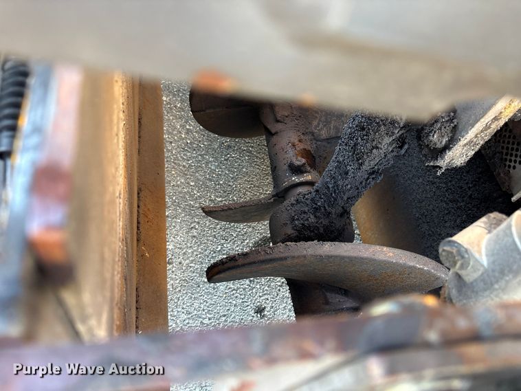 image for item EF1256 2012 Volvo PF6170 paver
