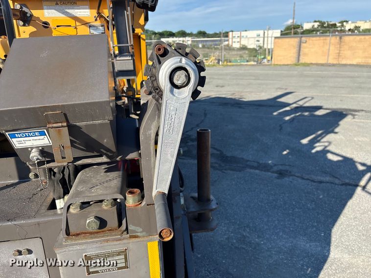 image for item EF1256 2012 Volvo PF6170 paver