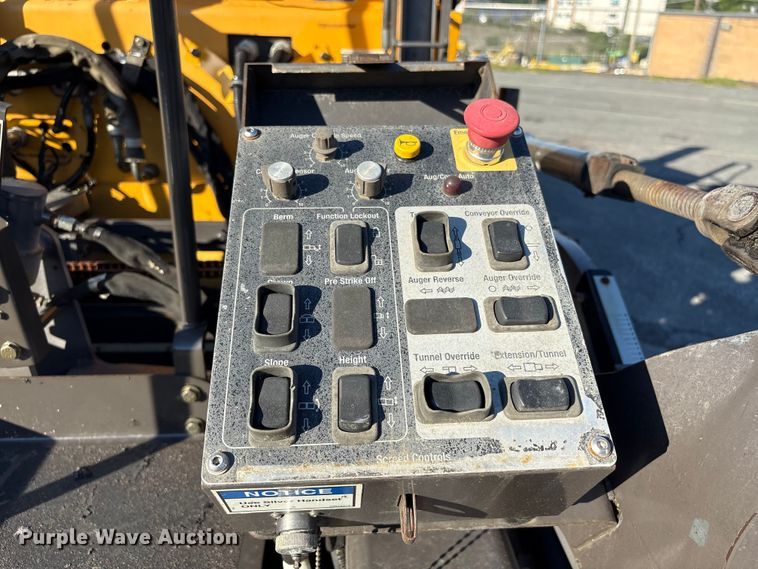 image for item EF1256 2012 Volvo PF6170 paver