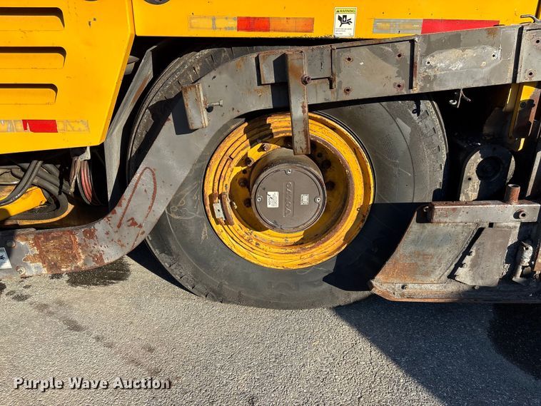 image for item EF1256 2012 Volvo PF6170 paver