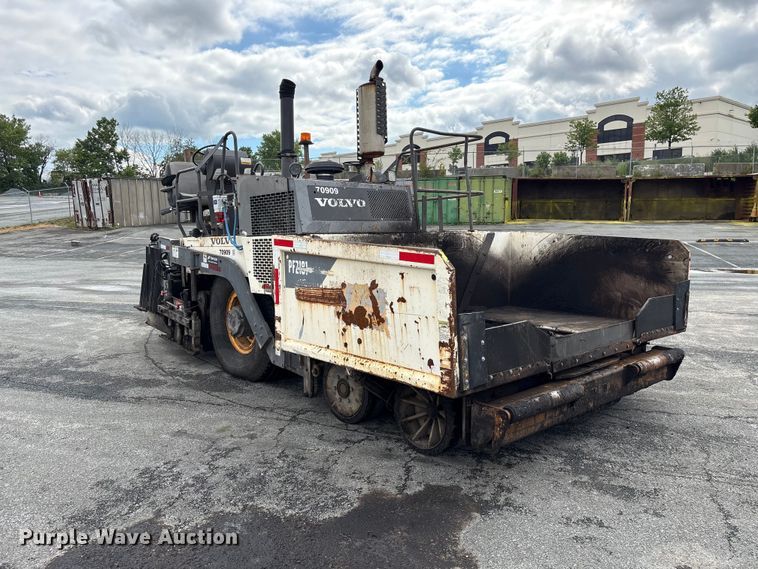 image for item EF1257 2011 Volvo PF2181 paver