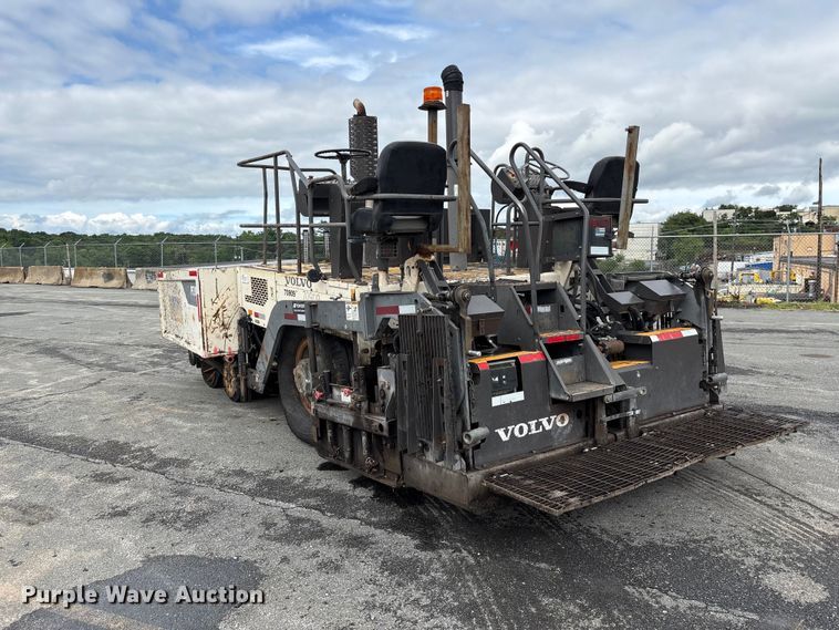 image for item EF1257 2011 Volvo PF2181 paver