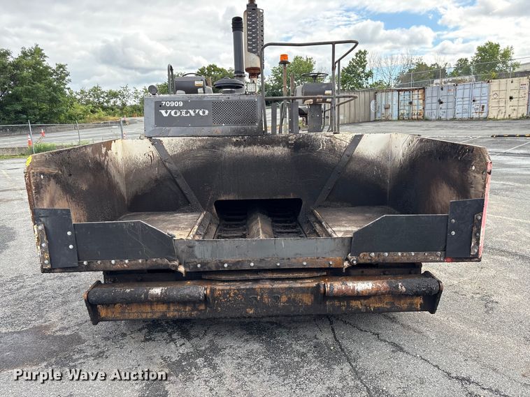 image for item EF1257 2011 Volvo PF2181 paver