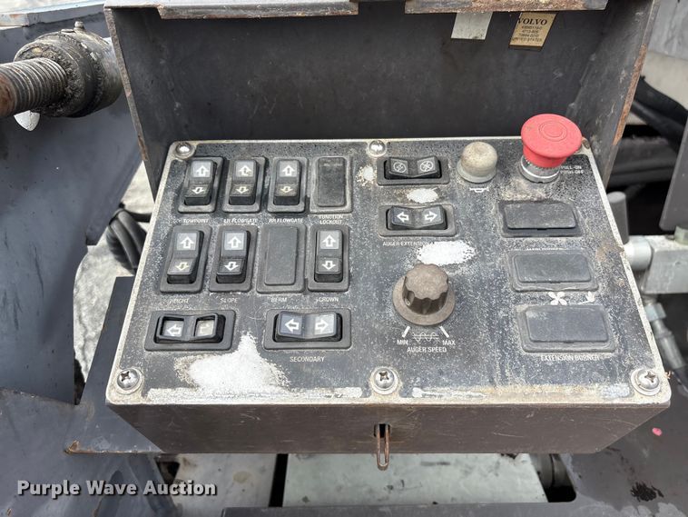 image for item EF1257 2011 Volvo PF2181 paver