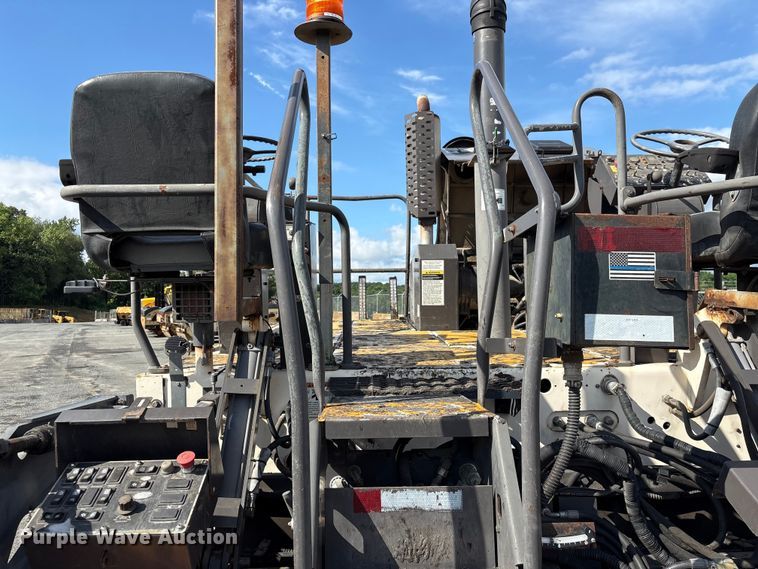 image for item EF1257 2011 Volvo PF2181 paver