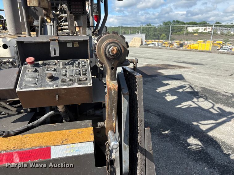 image for item EF1257 2011 Volvo PF2181 paver