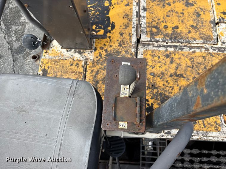 image for item EF1257 2011 Volvo PF2181 paver