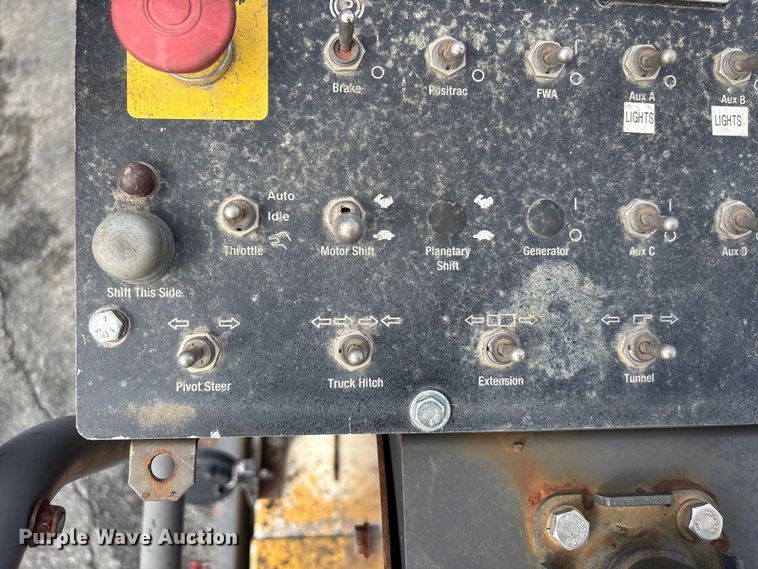 image for item EF1257 2011 Volvo PF2181 paver