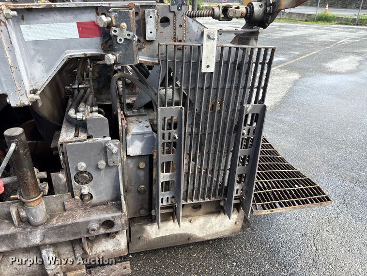 image for item EF1258 2014 Volvo PF2181 paver