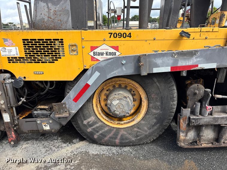 image for item EF1258 2014 Volvo PF2181 paver