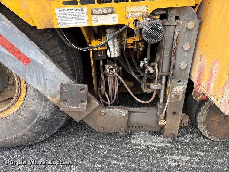 image for item EF1258 2014 Volvo PF2181 paver