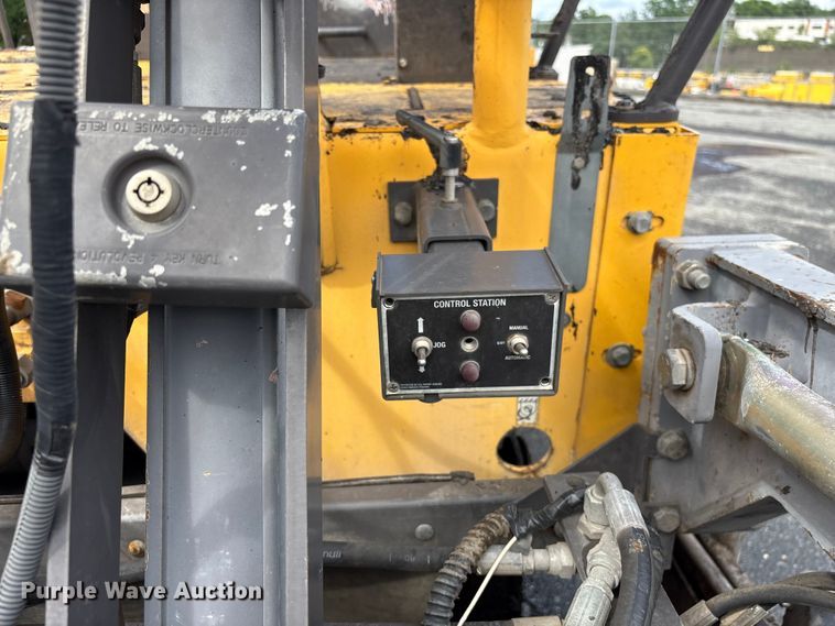 image for item EF1258 2014 Volvo PF2181 paver